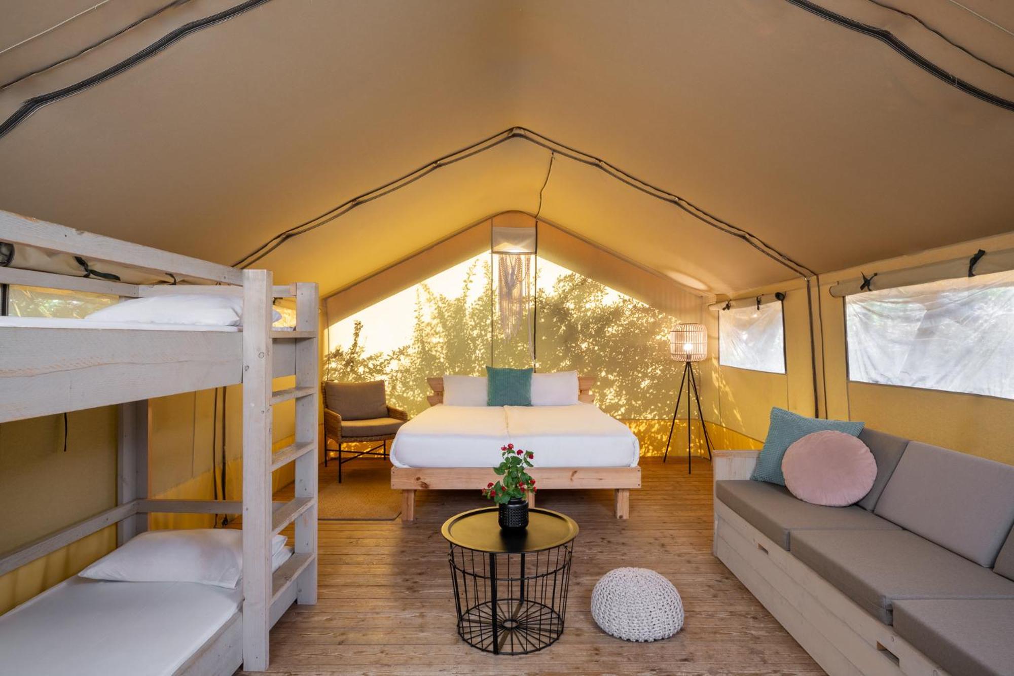 Layla Glamping 호텔 니르 다위드 외부 사진
